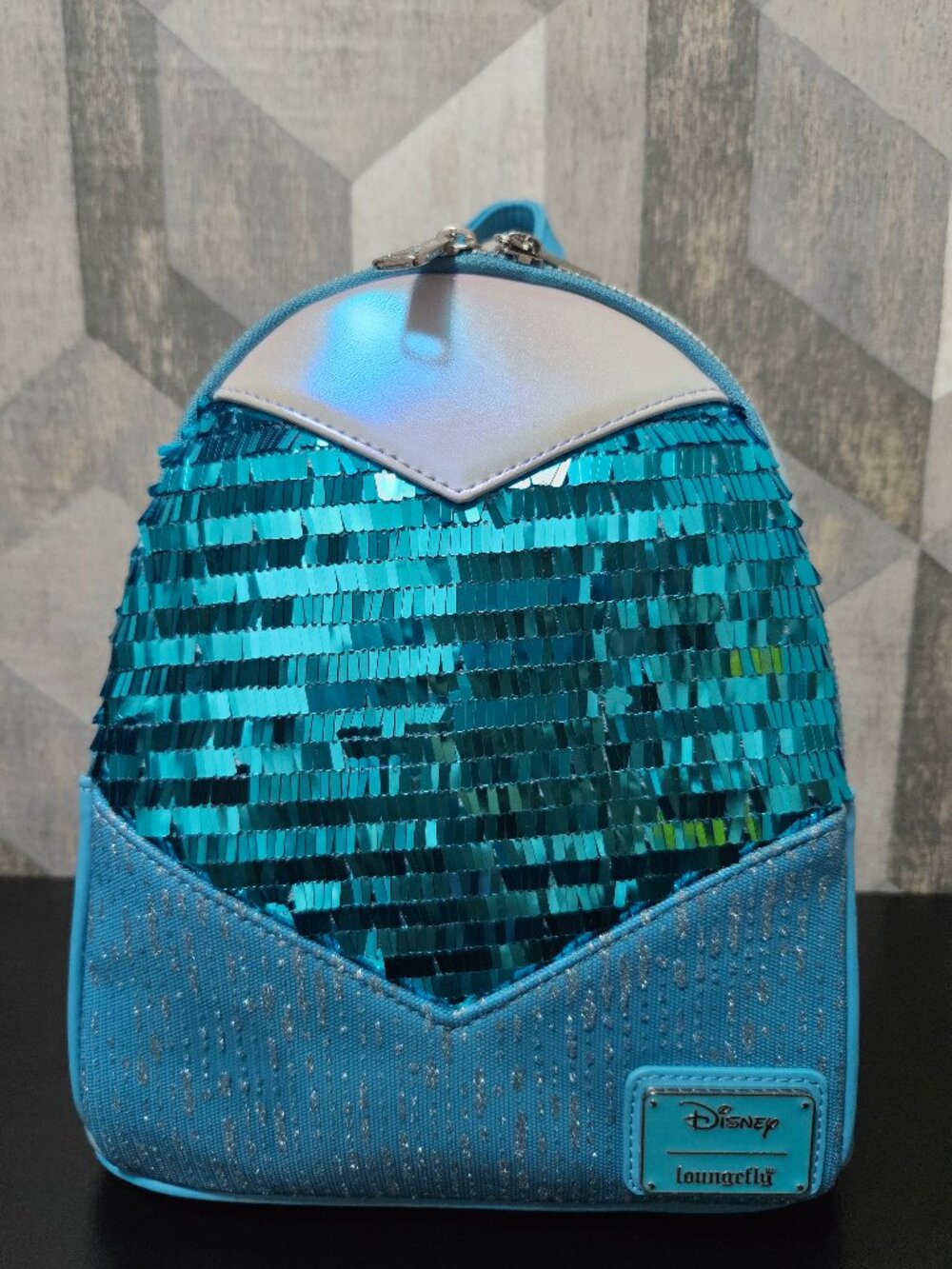 NWT Loungefly Disney Frozen Blue Sequin Snowflake Mini Backpack 2025